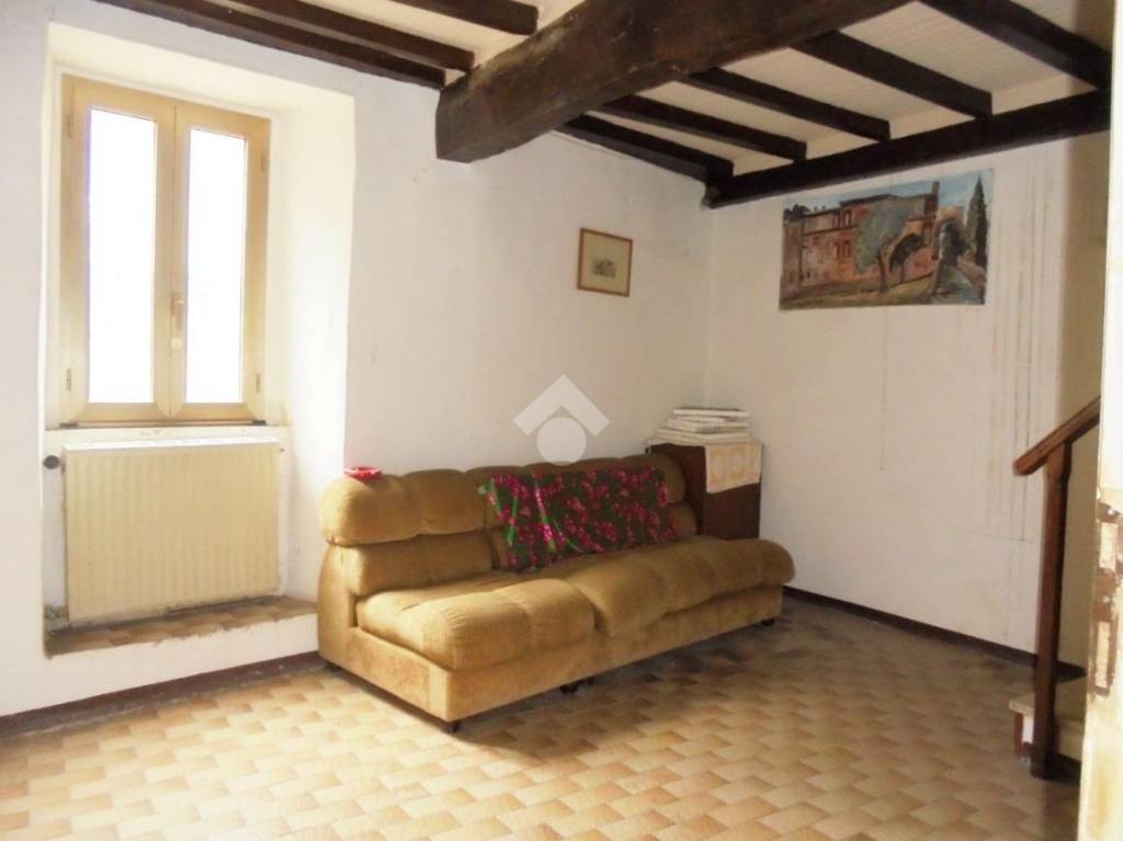 casa indipendente in vendita a Montecastrilli in zona Casteltodino