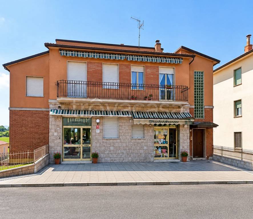 casa indipendente in vendita a Montecastrilli