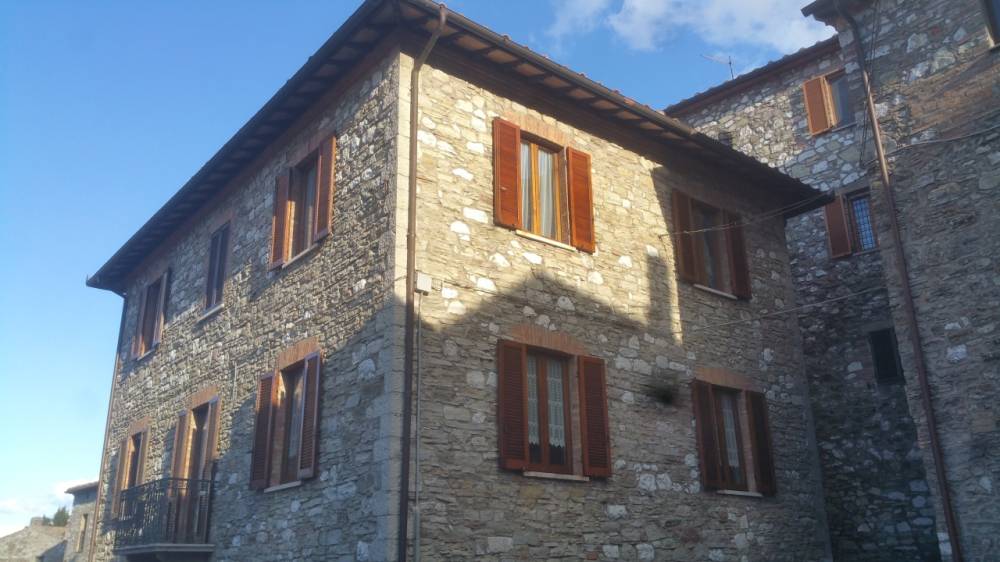 casa indipendente in vendita a Montecchio in zona Melezzole