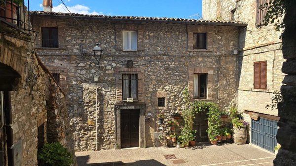 appartamento in vendita a Montecchio