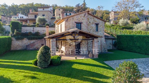 casa indipendente in vendita a Montecchio