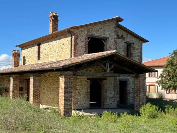 casa indipendente in vendita a Montecchio in zona Tenaglie