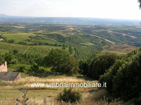 casa indipendente in vendita a Montecchio