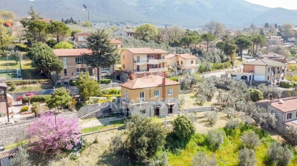 appartamento in vendita a Montecchio