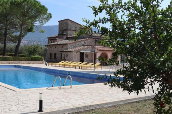 casa indipendente in vendita a Montecchio