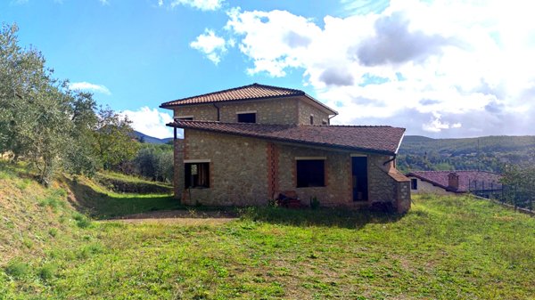 casa indipendente in vendita a Montecchio