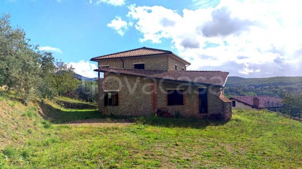 casa indipendente in vendita a Montecchio