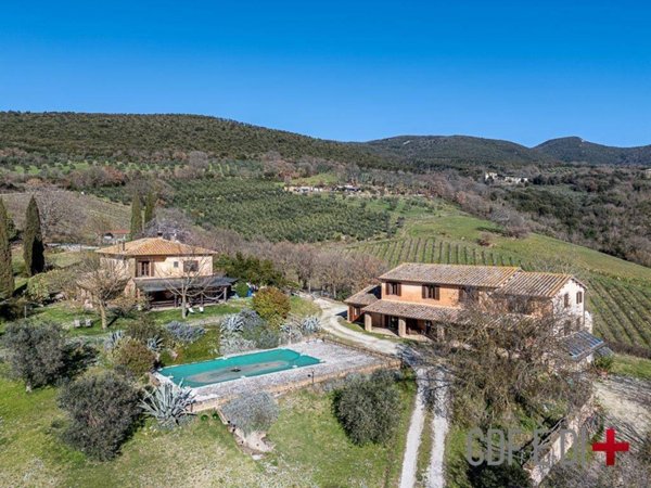 casa indipendente in vendita a Montecchio