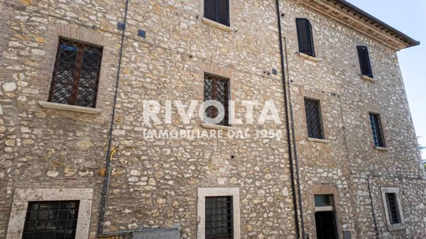 attico in vendita a Montecchio