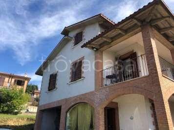 casa indipendente in vendita a Montecchio