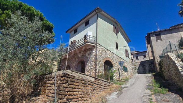 casa indipendente in vendita a Montecchio
