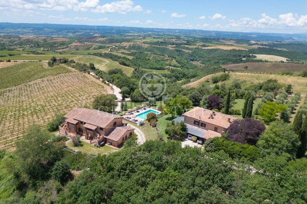 azienda agricola in vendita a Montecchio