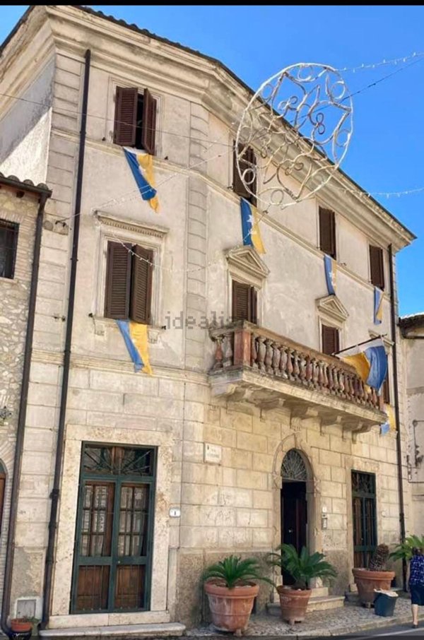 casa indipendente in vendita a Montecchio