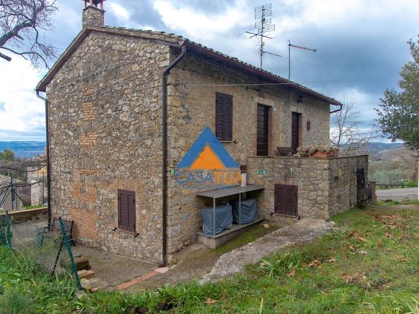 casa indipendente in vendita a Montecchio