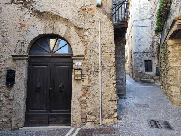 appartamento in vendita a Montecchio