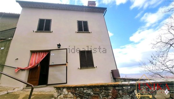 casa indipendente in vendita a Montecchio in zona Melezzole