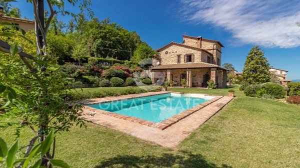 casa indipendente in vendita a Montecchio