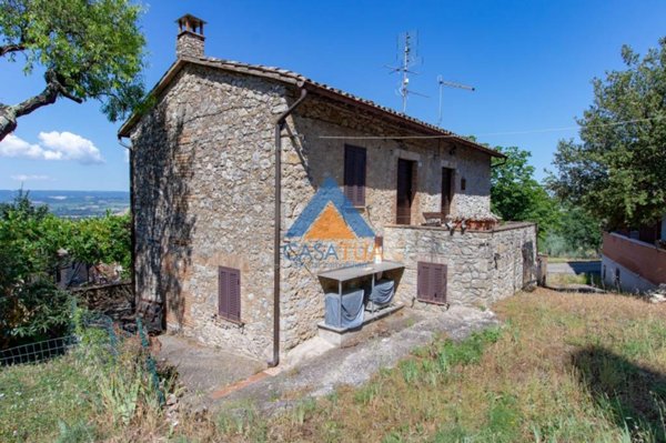casa indipendente in vendita a Montecchio