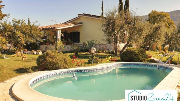 casa indipendente in vendita a Montecchio in zona San Rocco