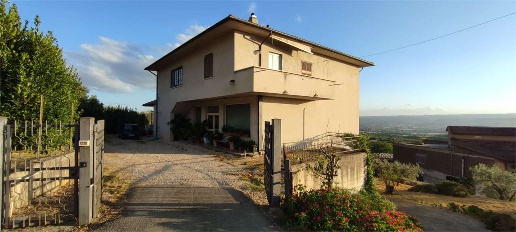 casa indipendente in vendita a Montecchio in zona Prato Giardino