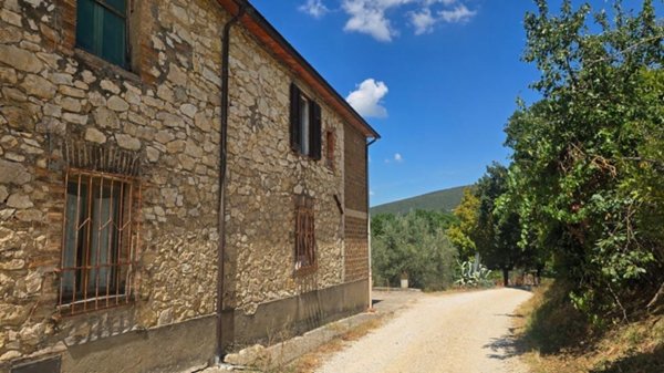 casa indipendente in vendita a Montecchio