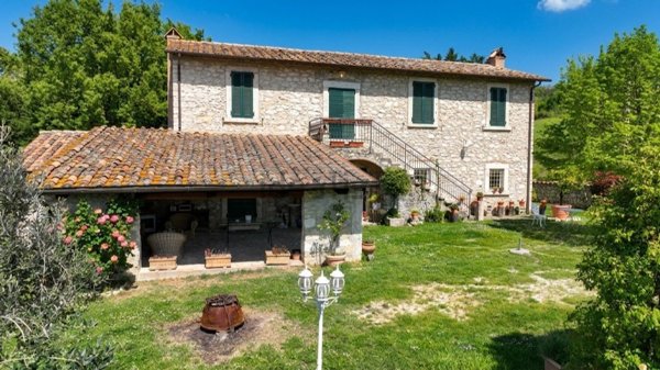 casa indipendente in vendita a Montecchio