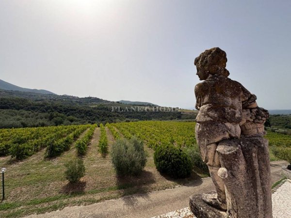 casa indipendente in vendita a Montecchio