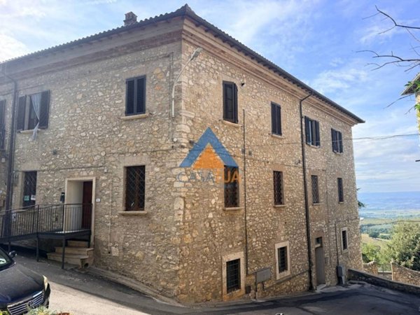 appartamento in vendita a Montecchio