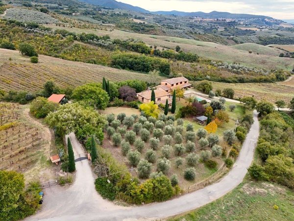 casa indipendente in vendita a Montecchio