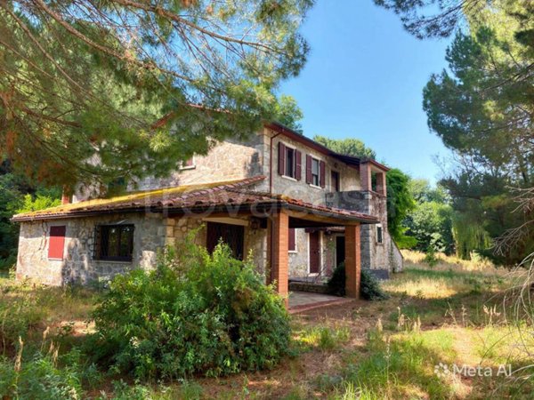 casa indipendente in vendita a Montecchio