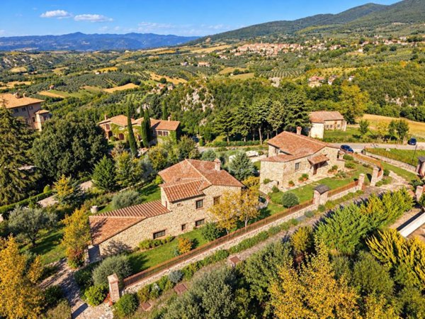 casa indipendente in vendita a Montecchio