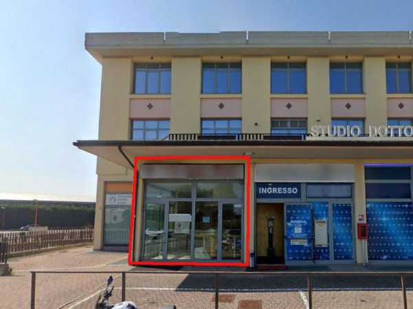 ufficio in vendita a Montefranco in zona Fontechiaruccia
