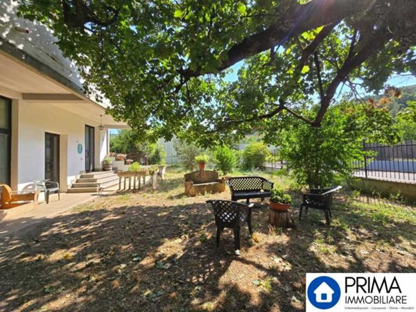 casa indipendente in vendita a Montefranco