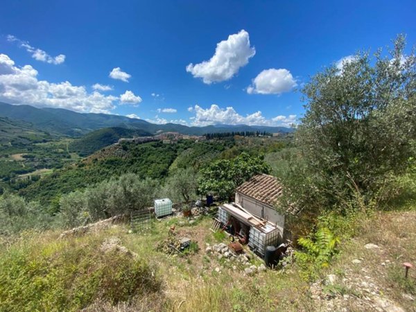 casa indipendente in vendita a Montefranco