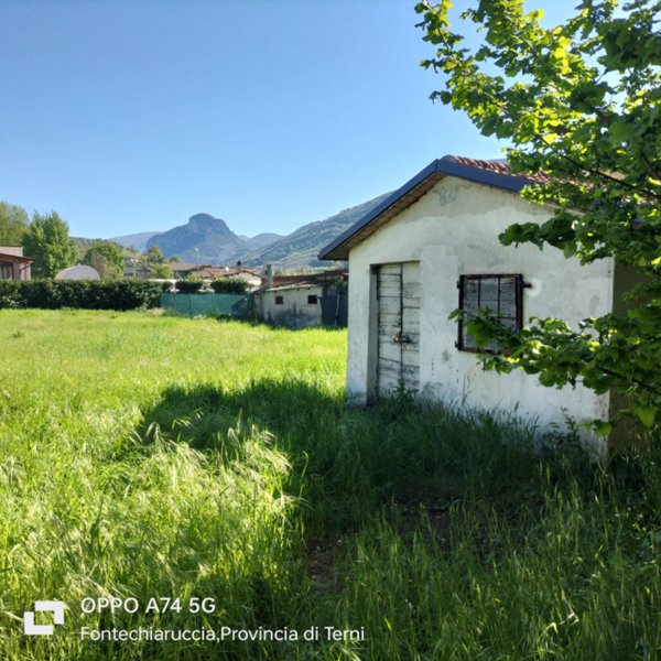 locale di sgombero in vendita a Montefranco