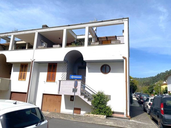 casa indipendente in vendita a Montefranco in zona Fontechiaruccia