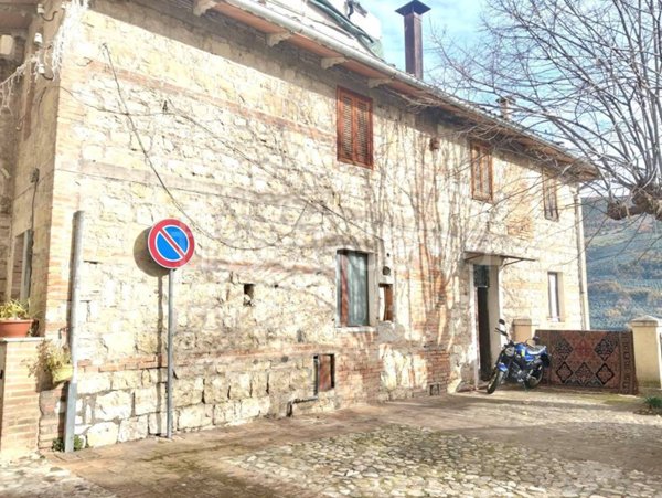 appartamento in vendita a Montefranco