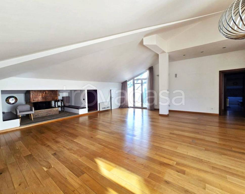 casa indipendente in vendita a Montefranco in zona Fontechiaruccia