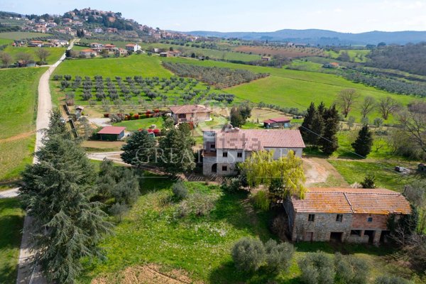 casa indipendente in vendita a Montegabbione