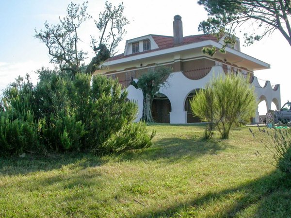 casa indipendente in vendita a Montegabbione