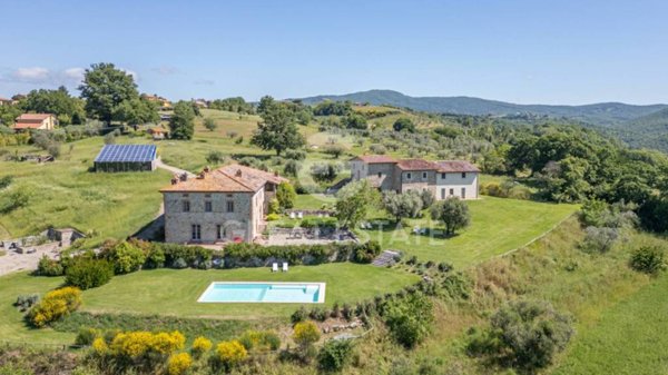 casa indipendente in vendita a Montegabbione in zona Faiolo