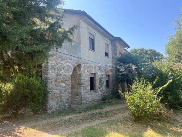 casa indipendente in vendita a Montegabbione