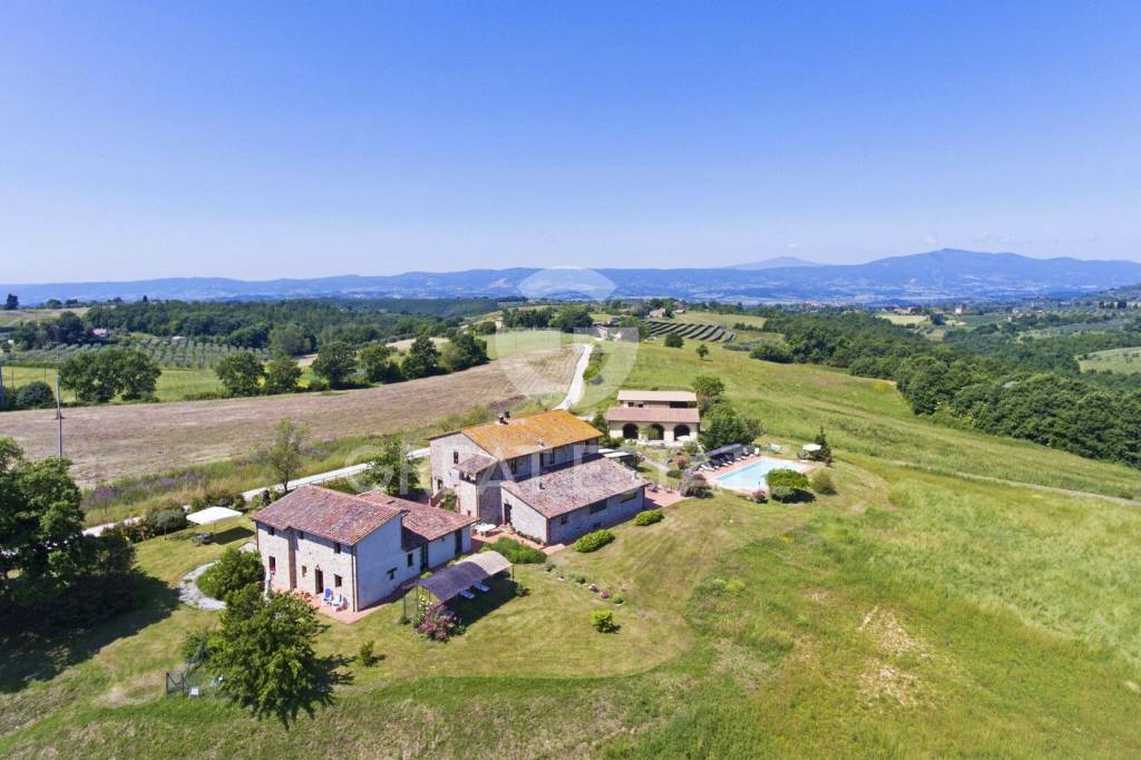 casa indipendente in vendita a Montegabbione