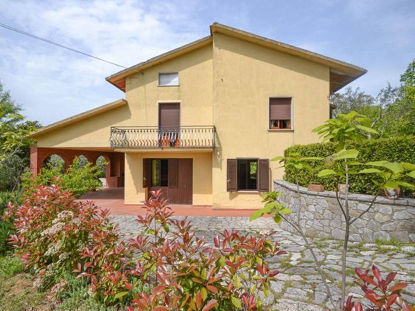 casa indipendente in vendita a Montegabbione in zona Faiolo