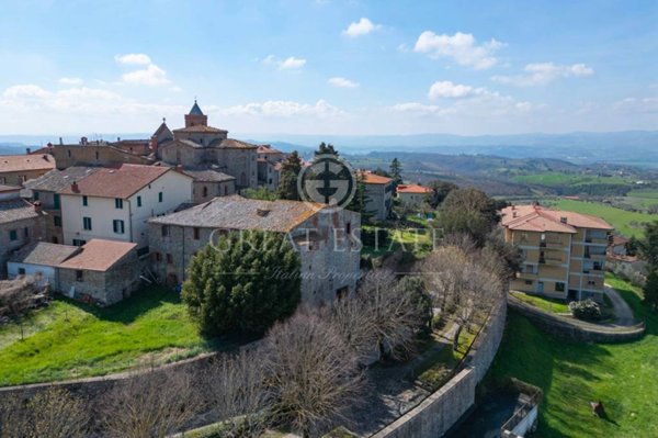casa indipendente in vendita a Montegabbione
