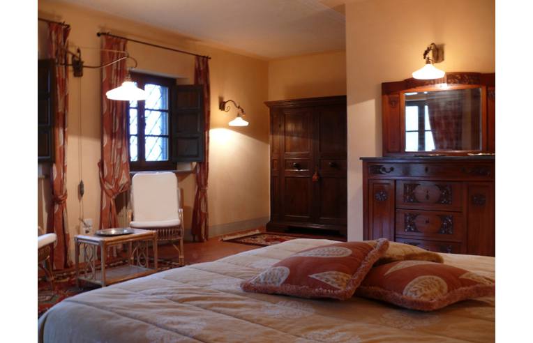 casa indipendente in vendita a Montegabbione