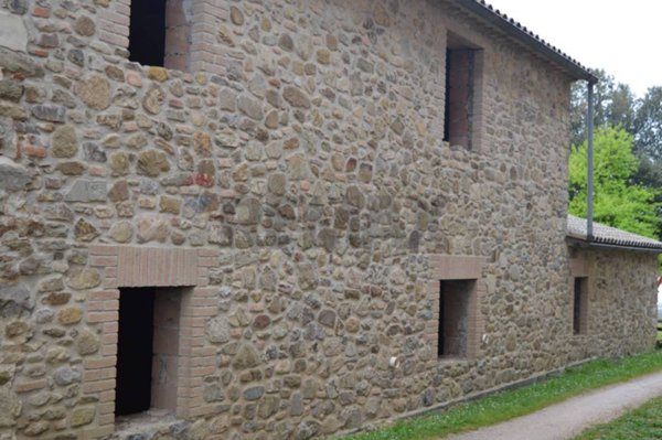 casa indipendente in vendita a Montegabbione