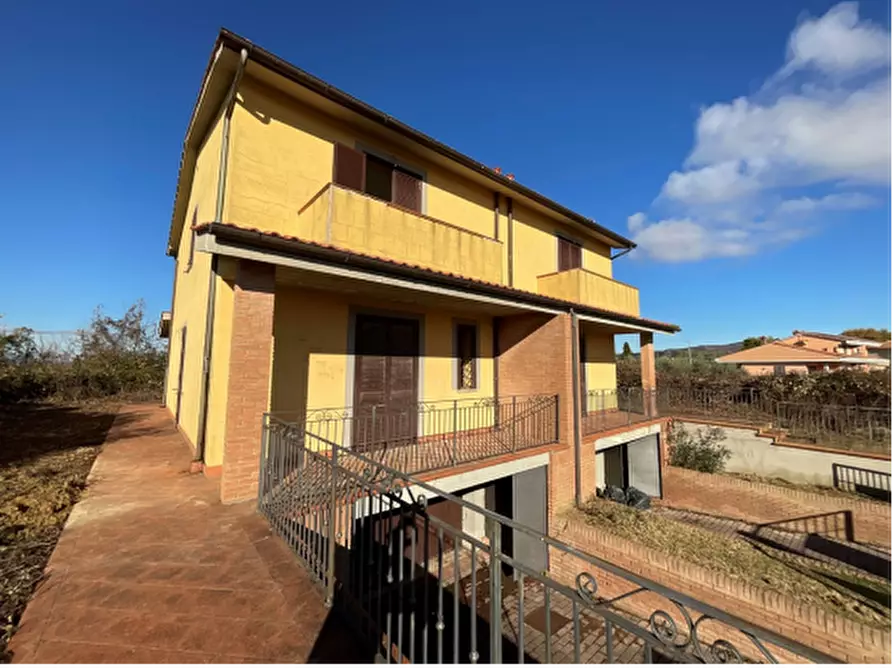 casa indipendente in vendita a Montegabbione in zona Faiolo