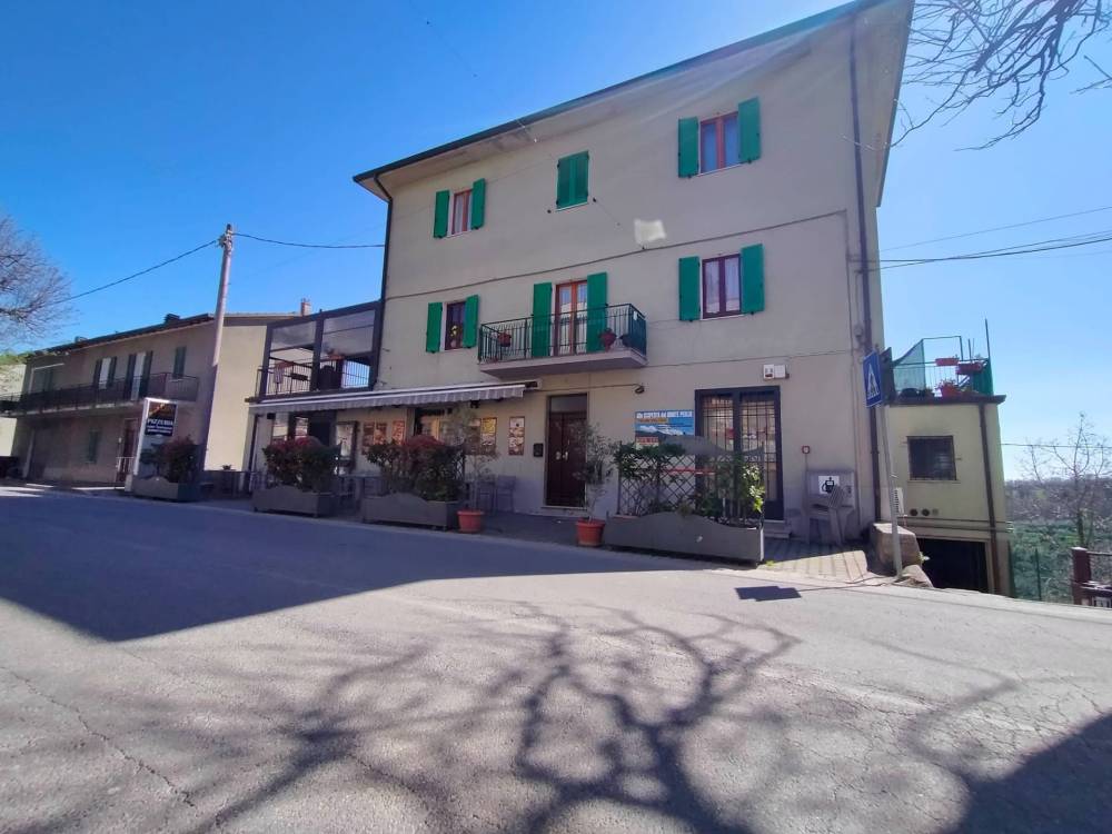 casa indipendente in vendita a Montegabbione
