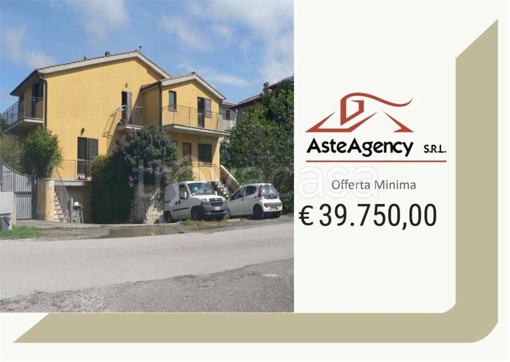 casa indipendente in vendita a Montegabbione